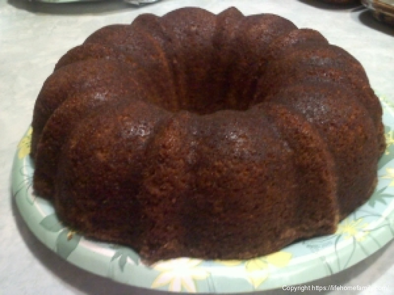 Applesauce Cake