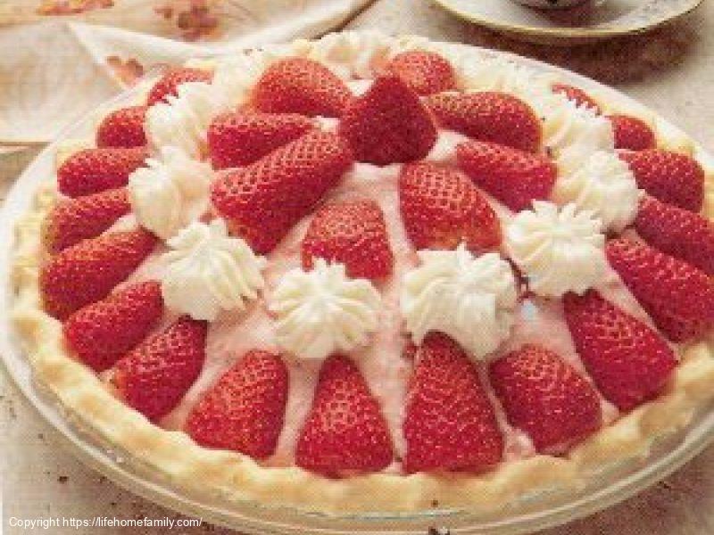 Old Fashioned Strawberry Pie